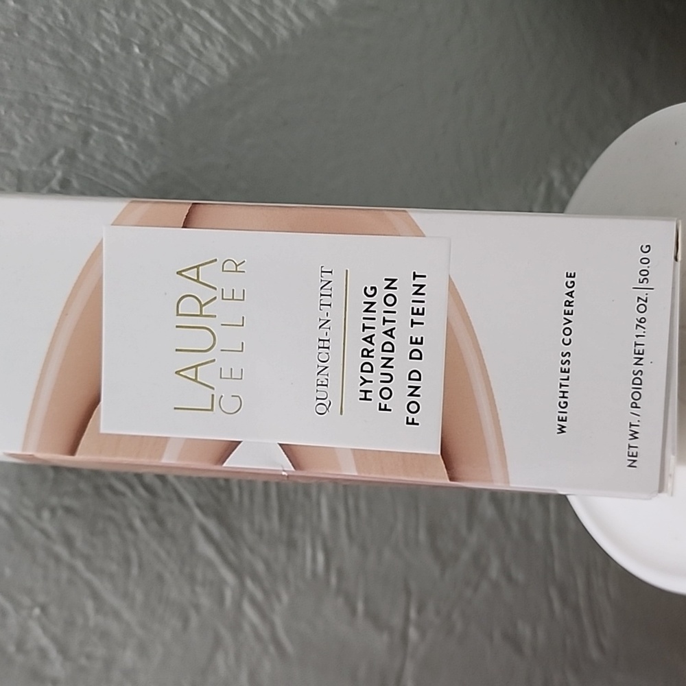 Laura Geller Quench and Tint Hydrating Foundation